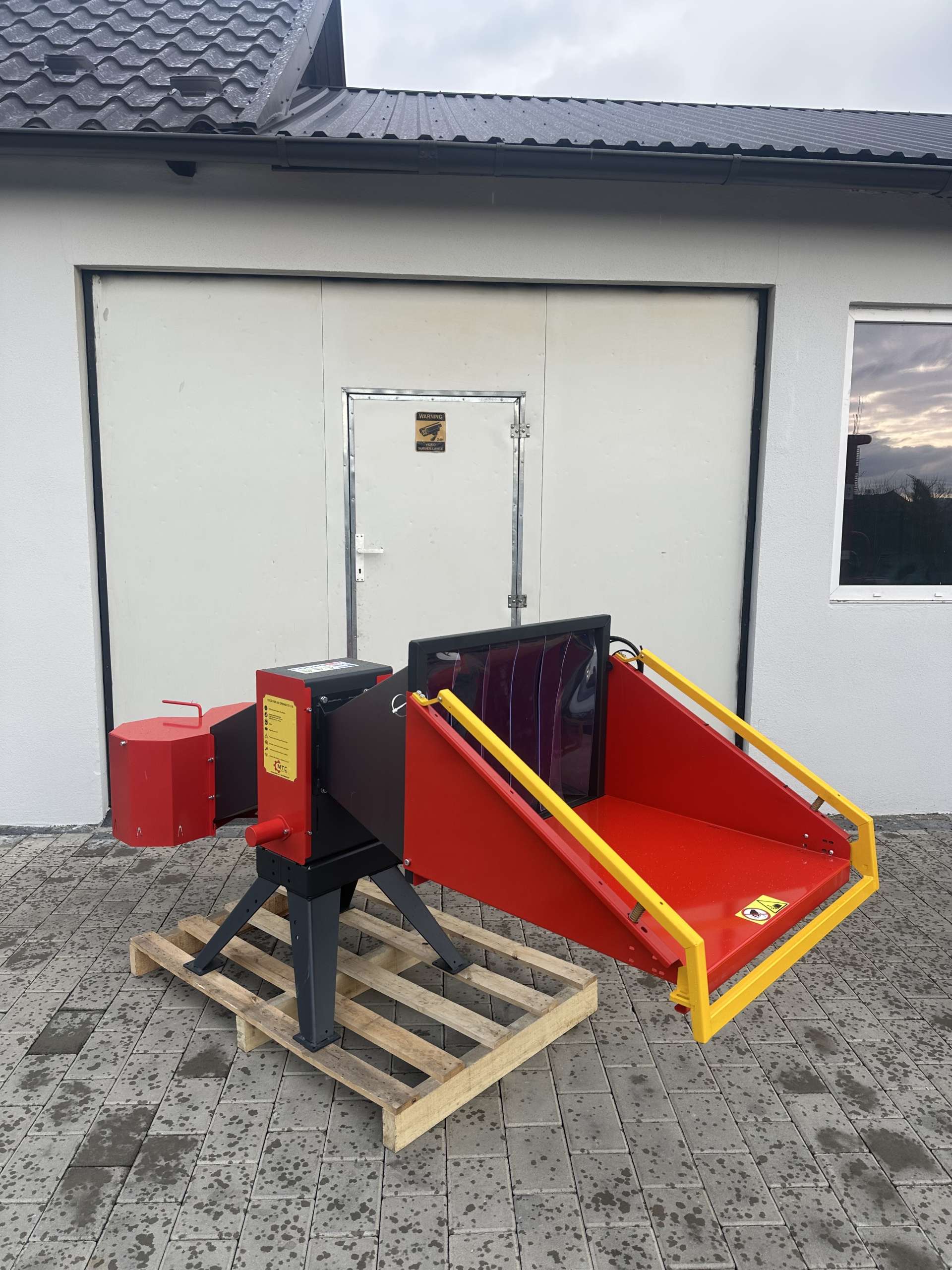 Tocător de crengi T125 PRO
