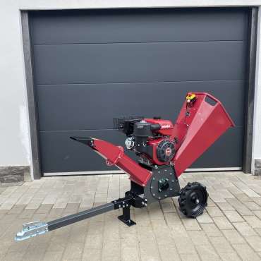 Tocător crengi și resturi vegetale MTC-100B